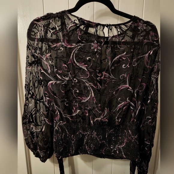 White House Black Market Sheer Black blouse size 4P - Picture 5 of 7